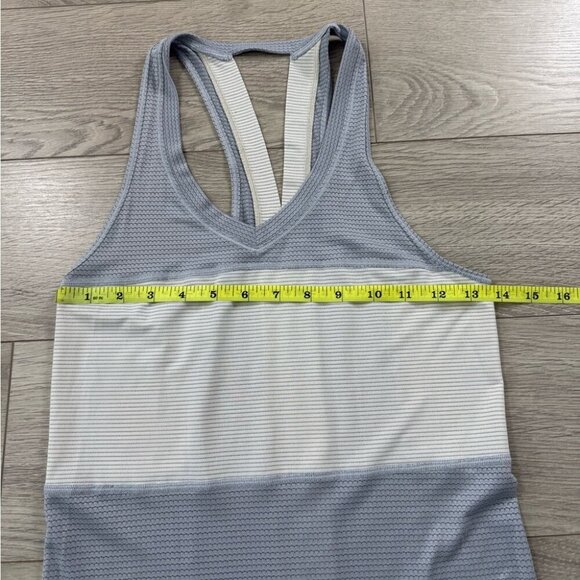 Lululemon Pedal To The Medal Singlet Tank Top Silver Fox / Angel Wing - Picture 7 of 12